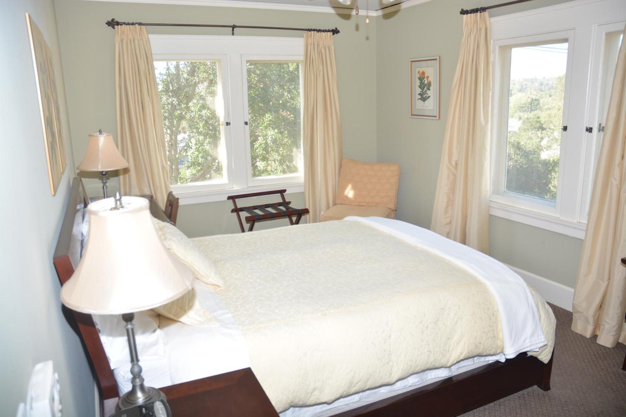 Arroyo Vista 3*