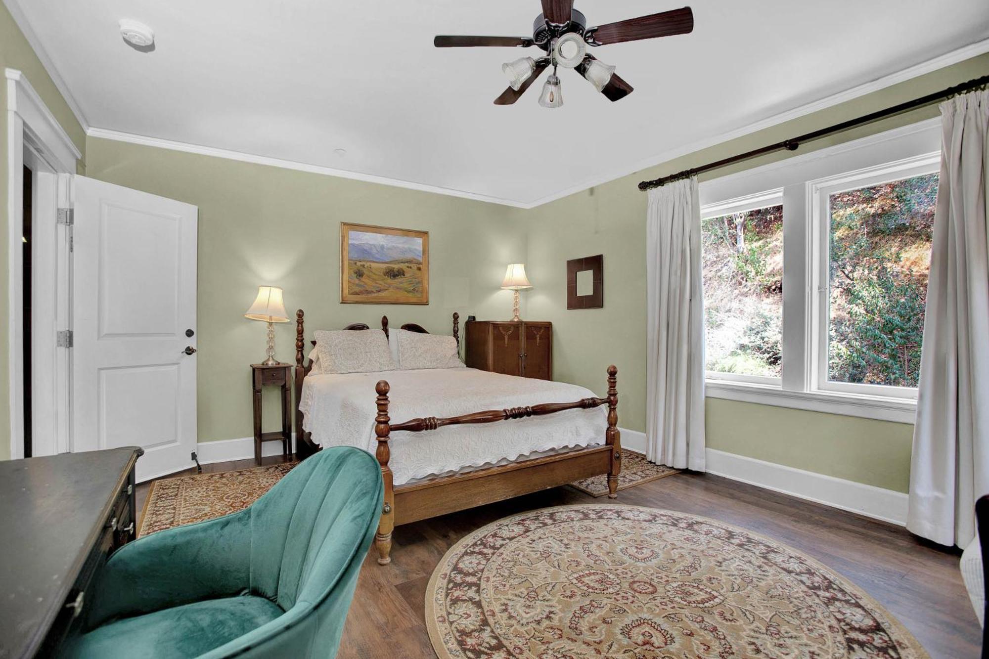 Arroyo Vista 3*
