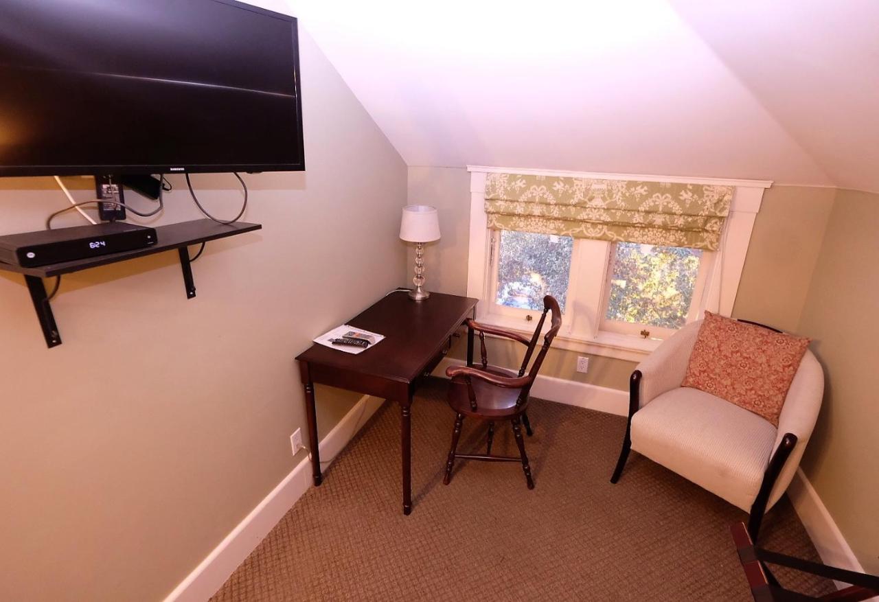 Arroyo Vista 3*